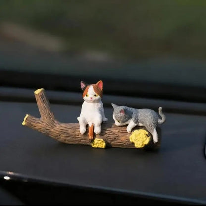 Cilifer®   🔥 Hand-Painted Mini Cat Desk Figurines – Set of 5 Cute Cartoon Kitty Companions