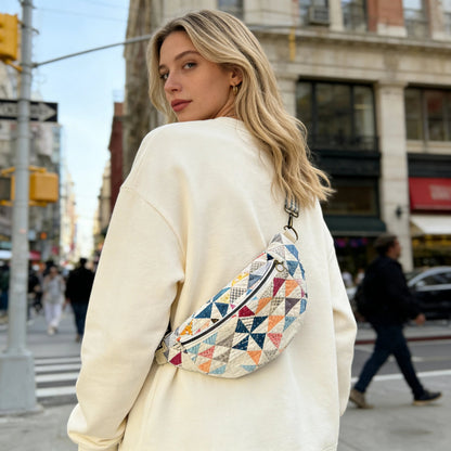 🔥Vintage-Inspired Patchwork Quilted Sling Bag