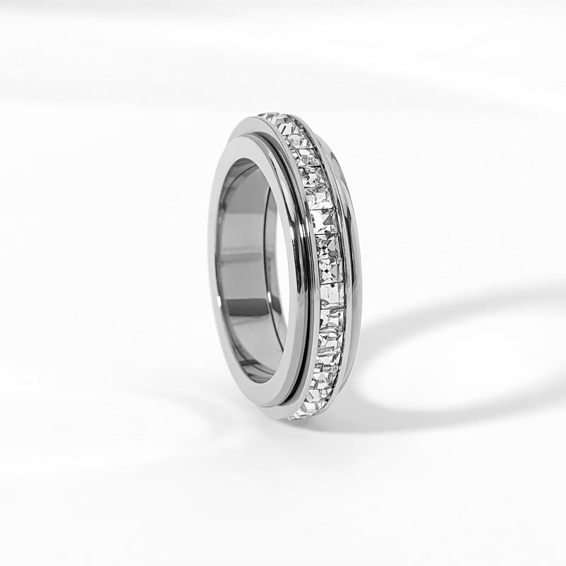 🎁Sparkling Spinning Ring. Relieves Anxiety. Symbolizes Vows & Luck. Waterproof & Fade-Resistant
