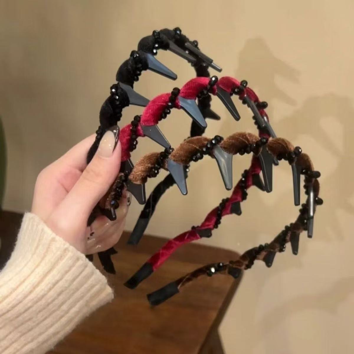 Crystal (red+black+dark brown)